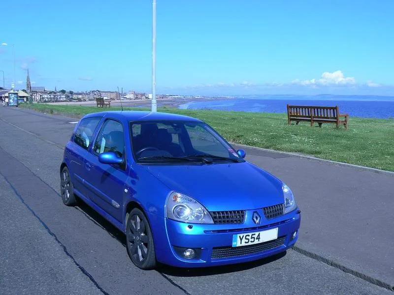 cliosport004.webp