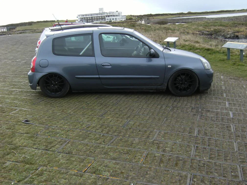 cliosport057.webp