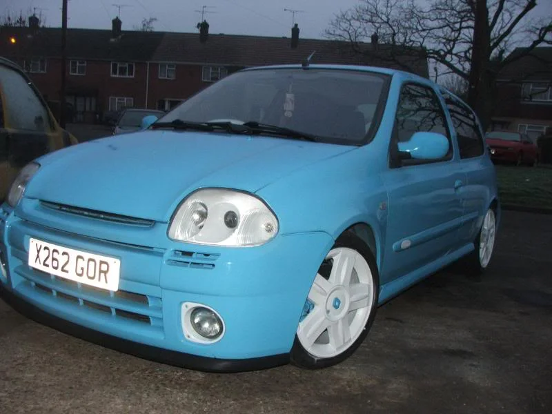 cliosport061.webp
