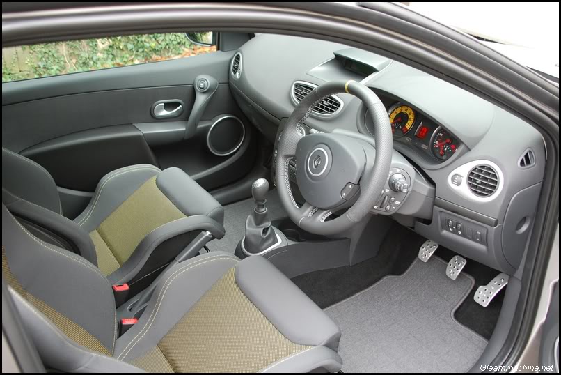 cliosport073.jpg