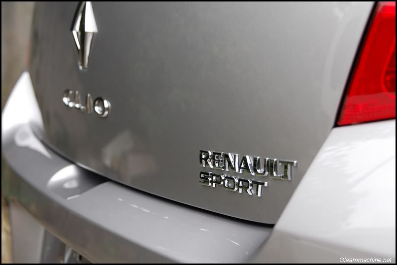 cliosport075.jpg