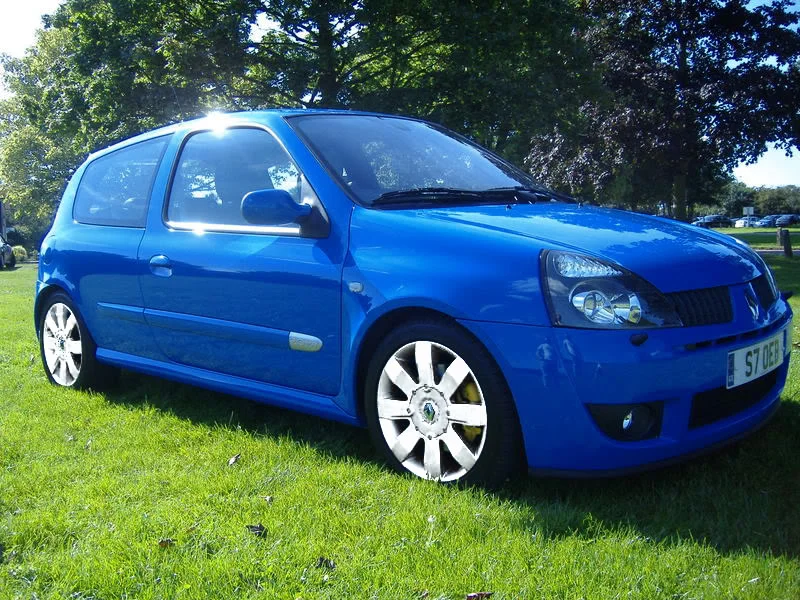 Cliosport172182phz2312.webp