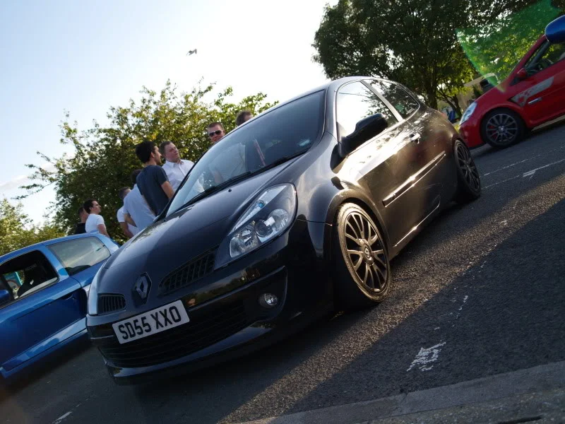 ClioSportMeet029-1.webp