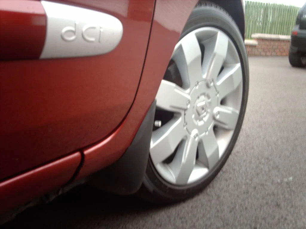 cliowheels2.webp