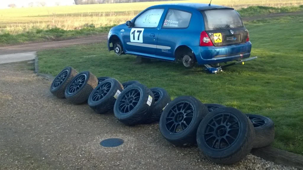 cliowheels_zpsfe09c11e.webp