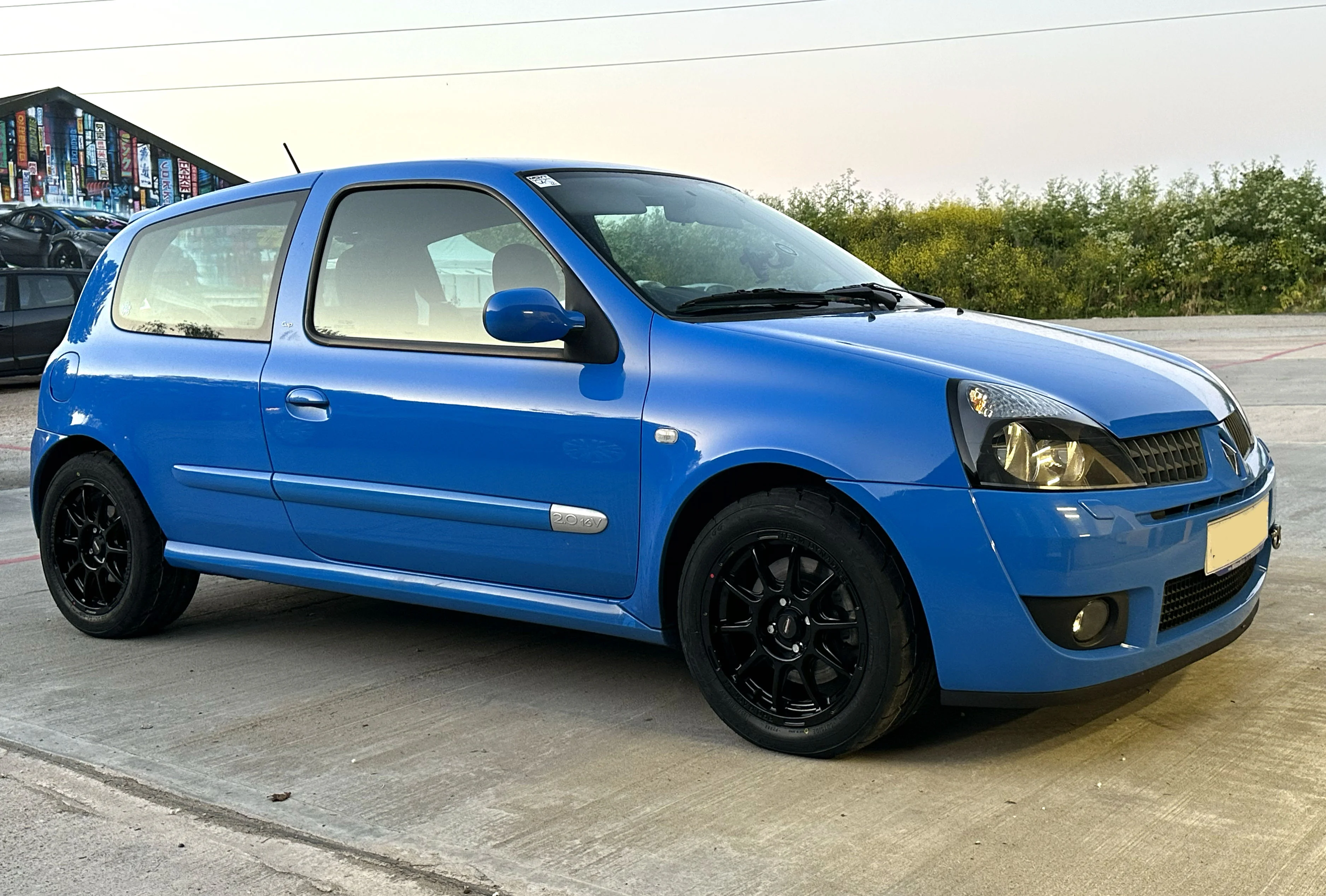 cliowheelsjpg.webp