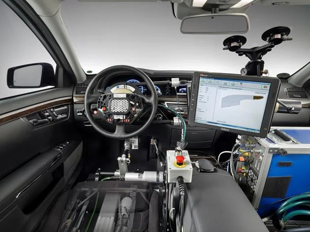 computorcontroledsteering.112125.webp