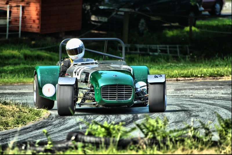 CORNERHDR.webp