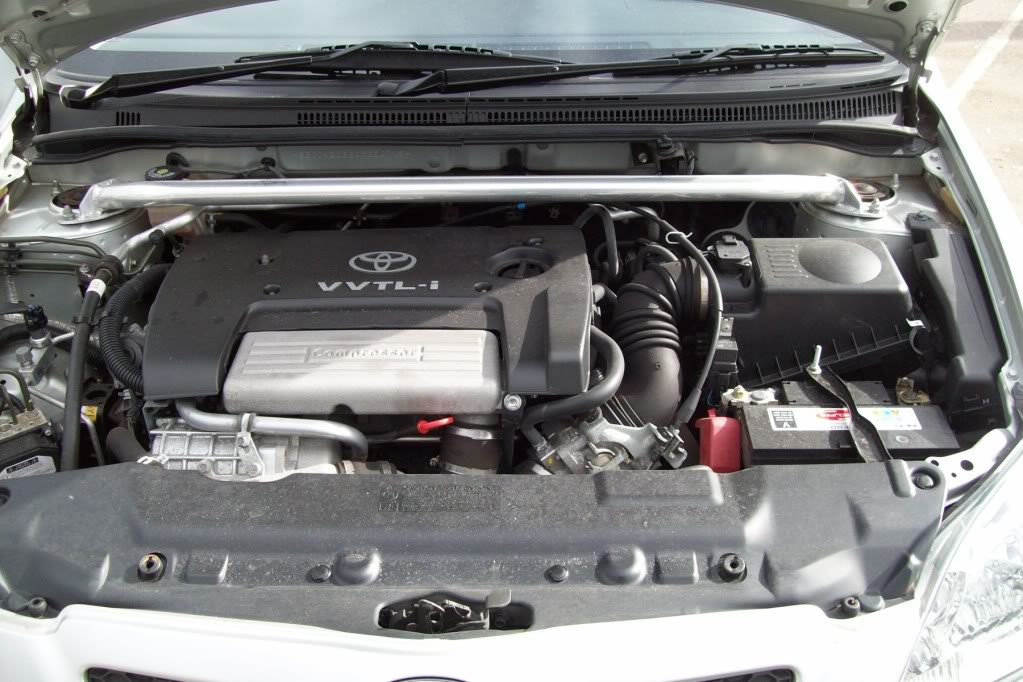 Corolla_T_Sport_Comp_-_Engine1.jpg