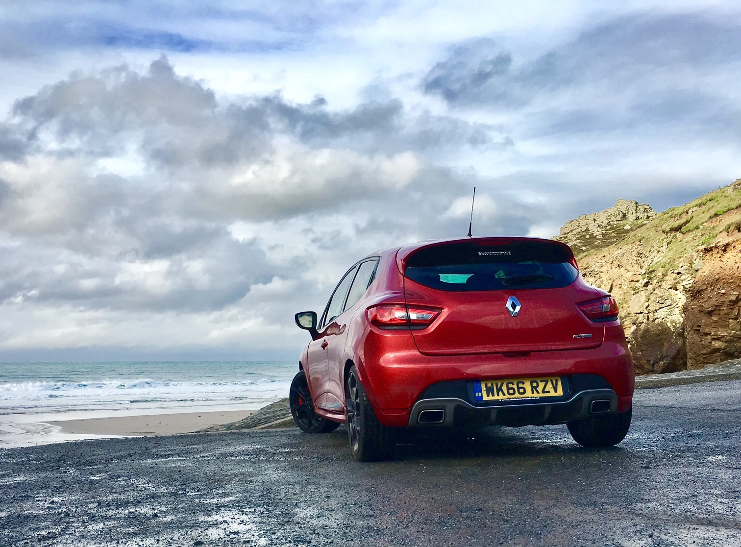 cv-rs-rear.webp