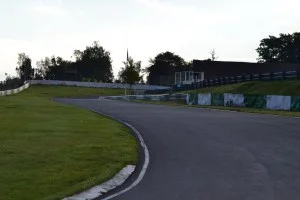 damp-track-walk1.webp