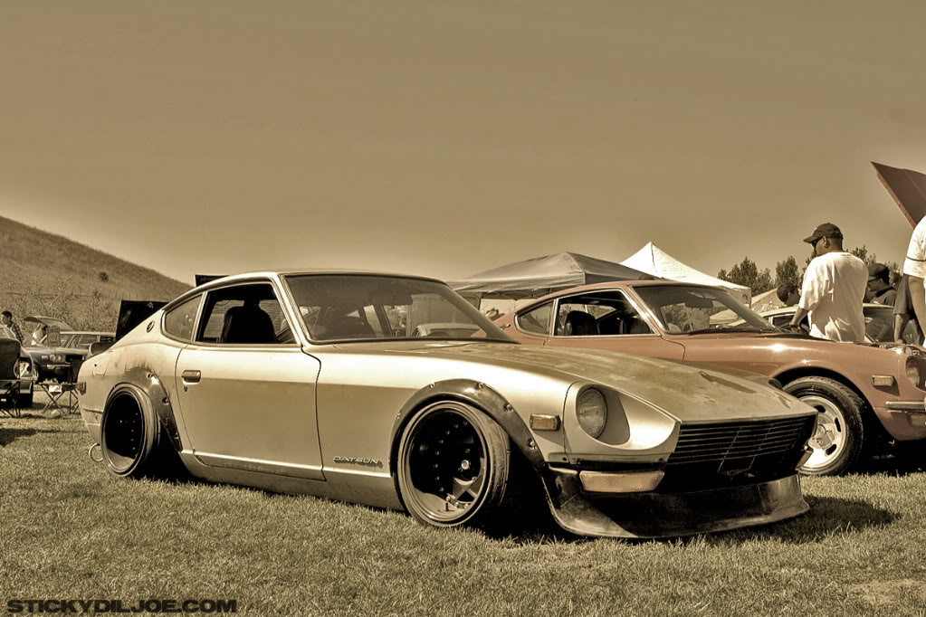 Datsun-260z-slammed.jpg