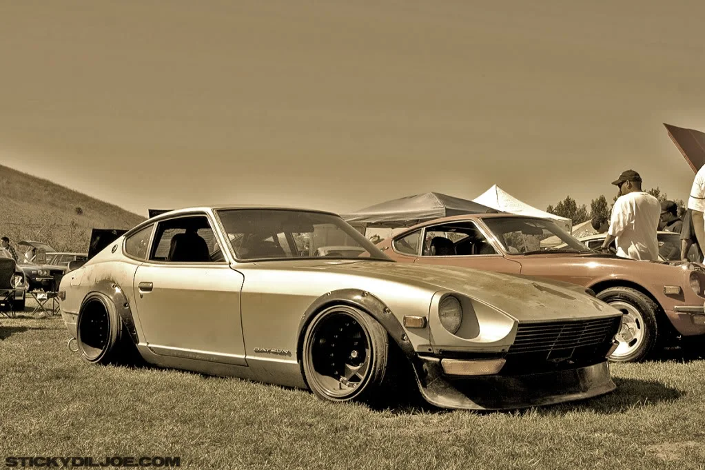 Datsun-260z-slammed.webp