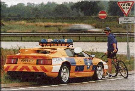 db_Police_Lotus_Esprit1.webp
