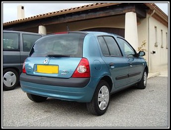 dederrieredetroisquartdeloinborder.jpg dederrieredetroisquartdeloinborder.jpg