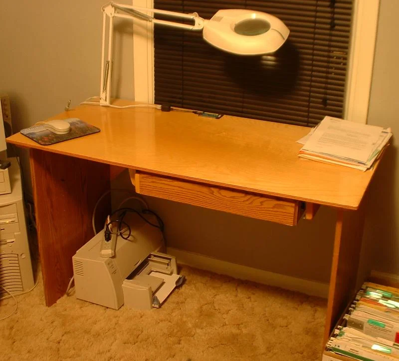 desk.webp