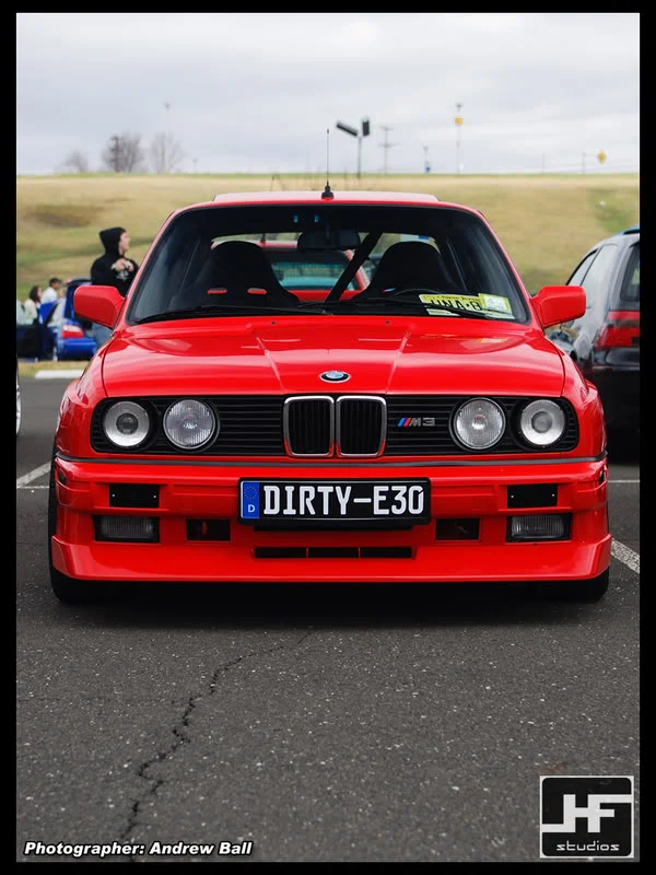 dirty_E30_red_m3_web.webp