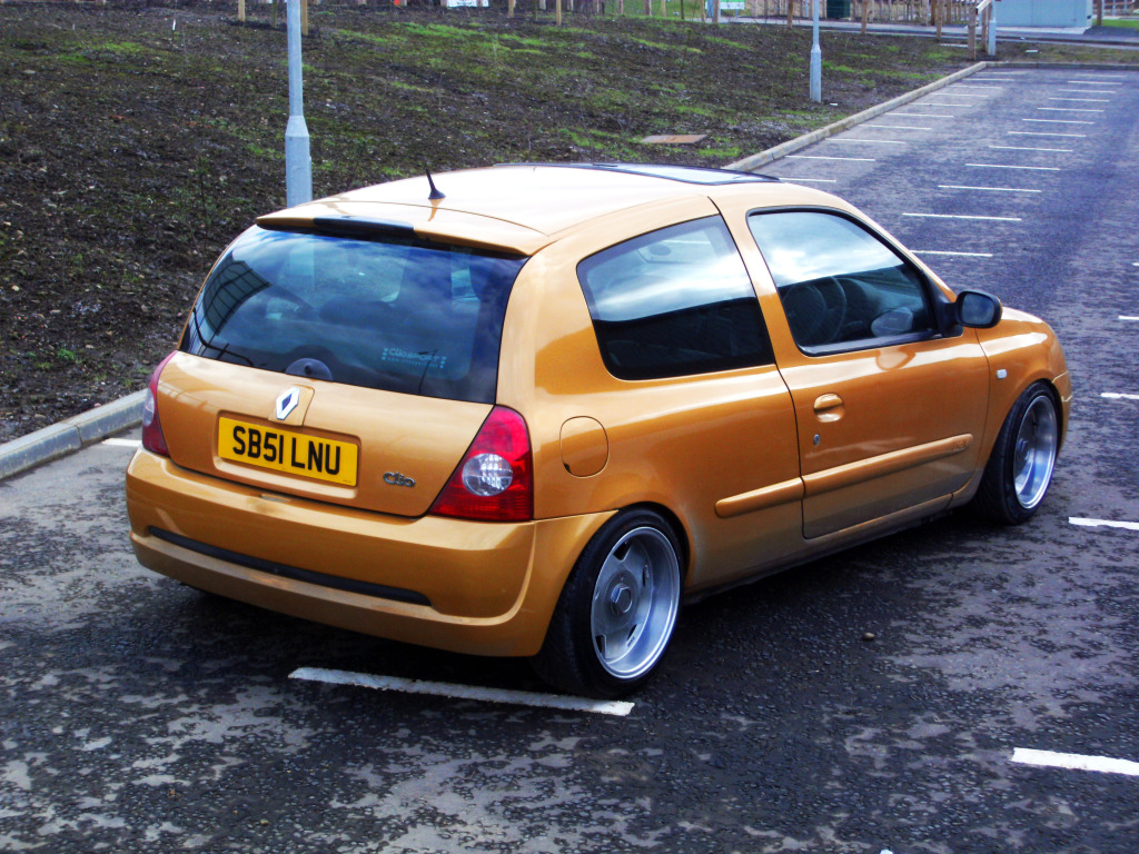 dirtyclio2.jpg