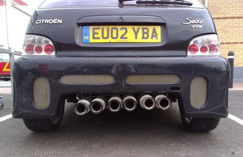 dmc05082007saxo6blackrear.webp