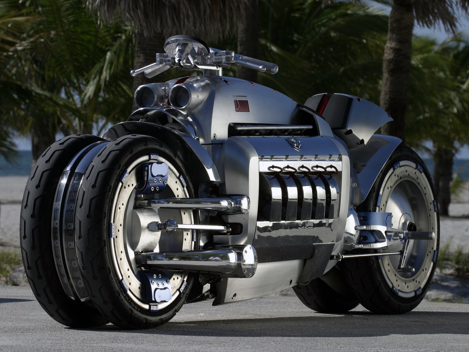 dodge-tomahawk.jpg