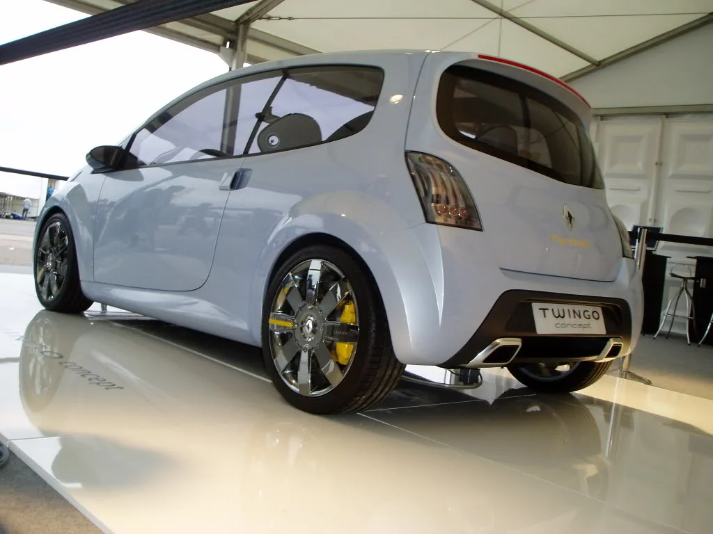 donnington001.webp
