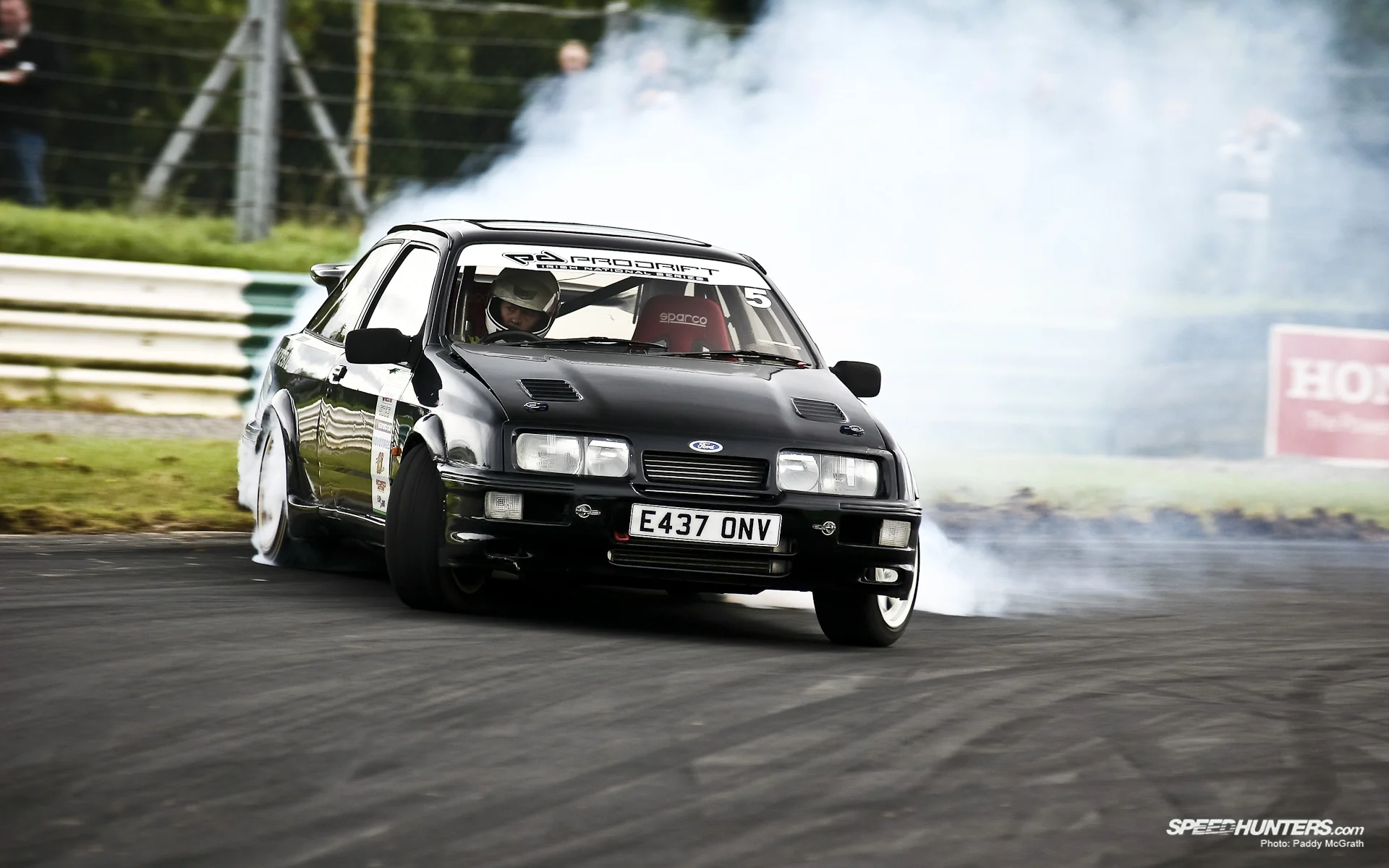 driftingfordcosworth-277535.webp