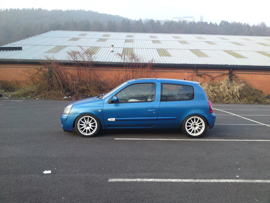 DSC00009low.jpg