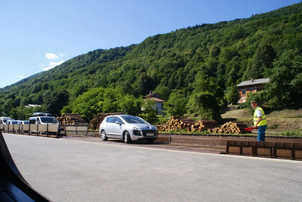 DSC01947_zps7zedgizx.webp