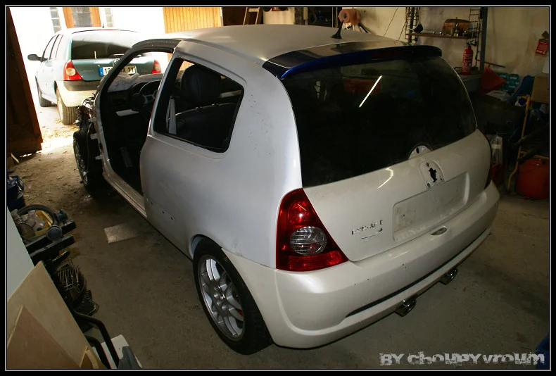 DSC09205border.webp