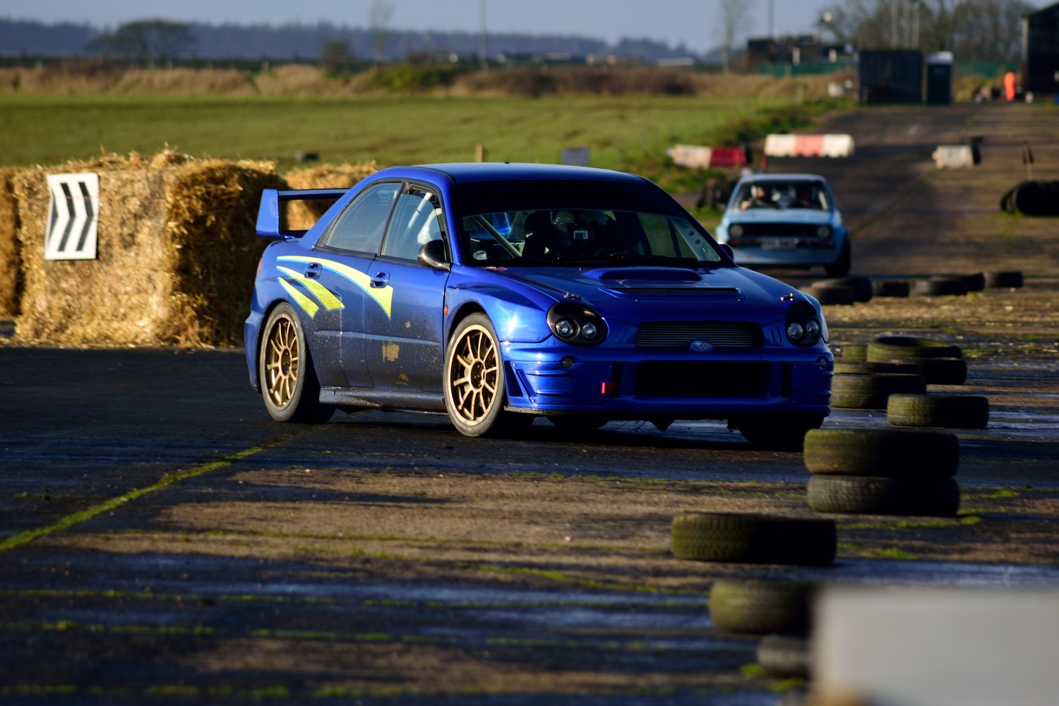 DSC_0112%20%28Custom%29.jpg
