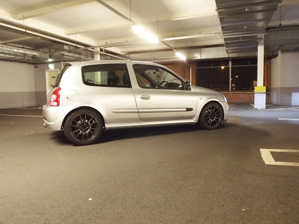 DSCF1084.jpg DSCF1084.jpg