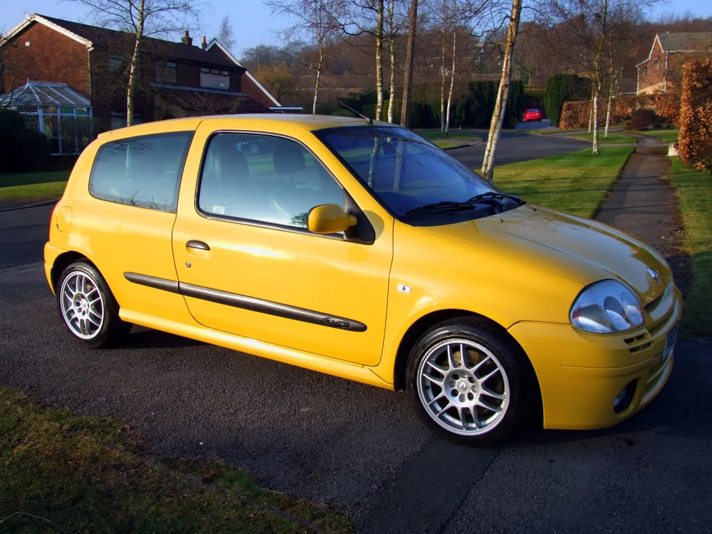 DSCF1592cliosport.webp