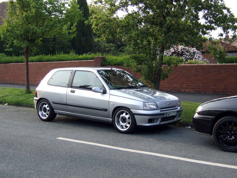 DSCF1945.jpg DSCF1945.jpg