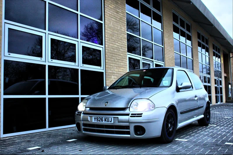 dslr2.webp