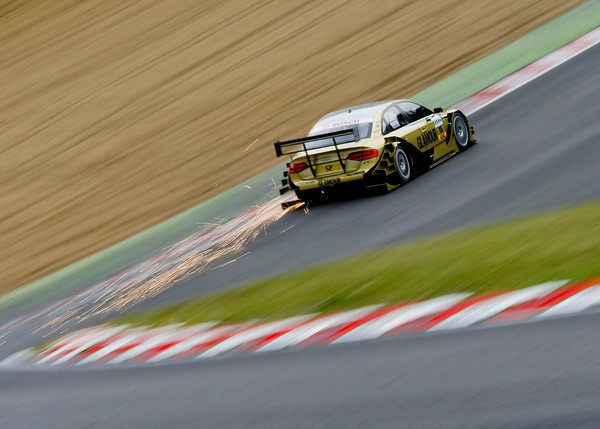 DTMBrandsHatch2011-0755-M.jpg