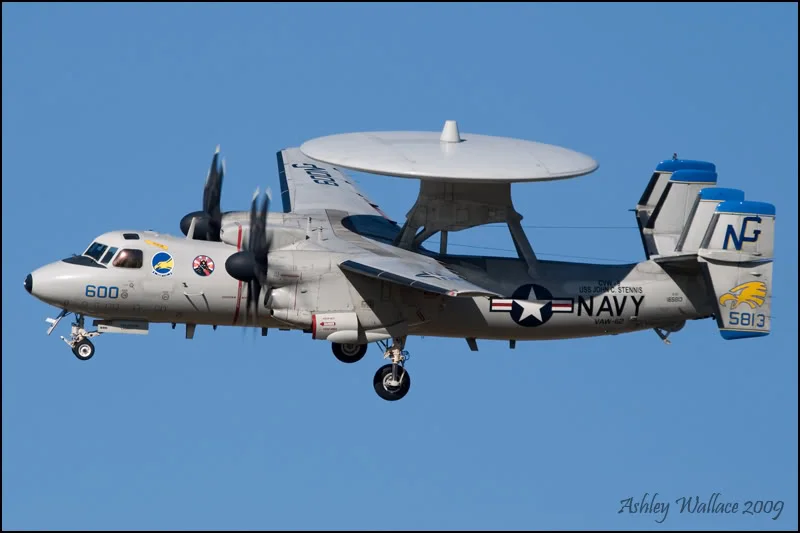 E-2C_CAG_Land.webp
