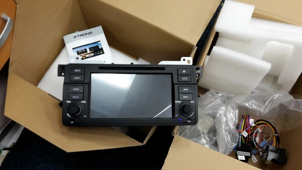 E46-XtronsStereo.webp