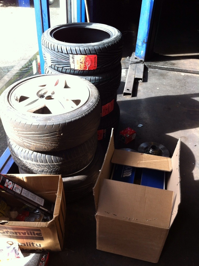 E8C966FF-AE94-43B3-B665-E101DED46463-24007-00000A77F0EC77F0.jpg E8C966FF-AE94-43B3-B665-E101DED46463-24007-00000A77F0EC77F0.jpg