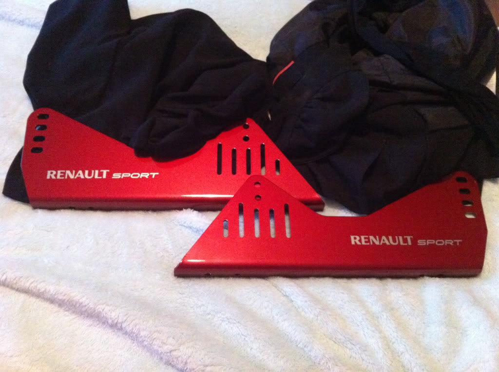 e9833bb8.jpg e9833bb8.jpg