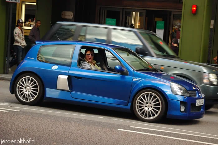 elvisclio.webp