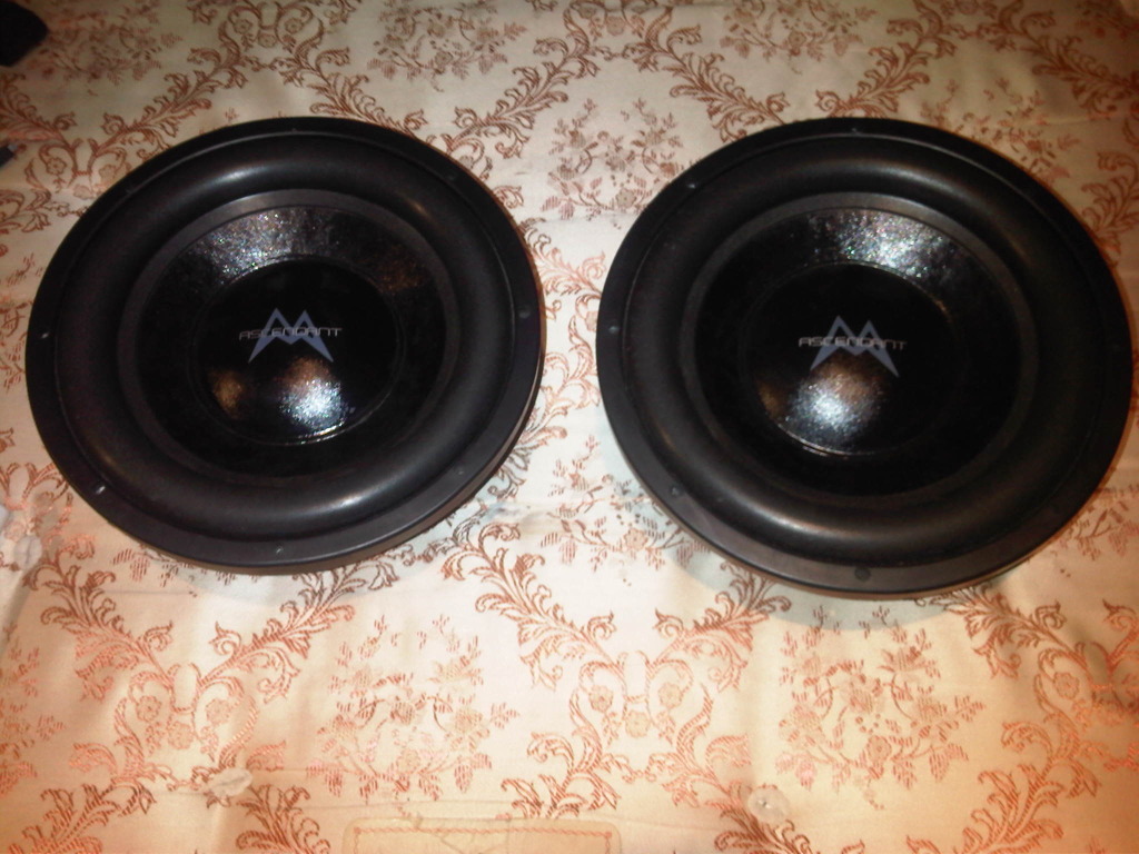 Enfield-20120416-00029.jpg Enfield-20120416-00029.jpg