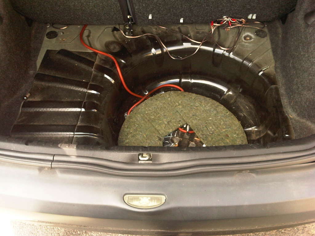 Enfield-20120416-00031.jpg Enfield-20120416-00031.jpg