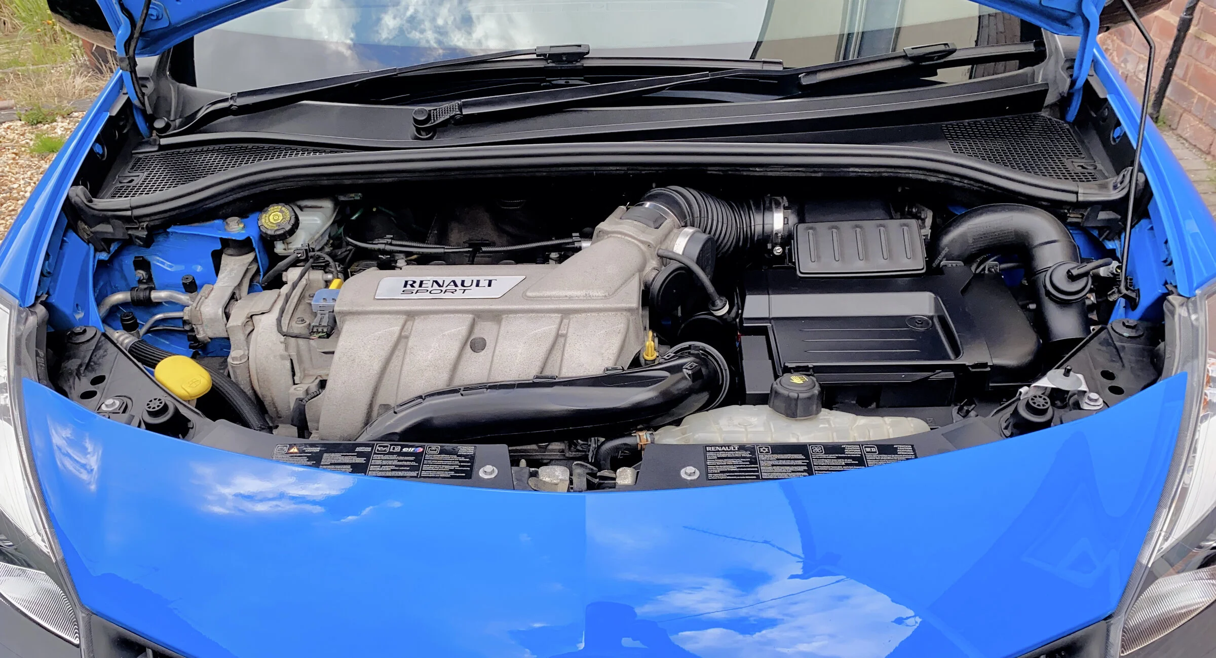 enginebay.webp