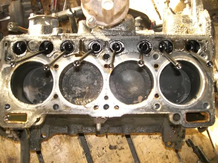 EngineRebuild004.webp