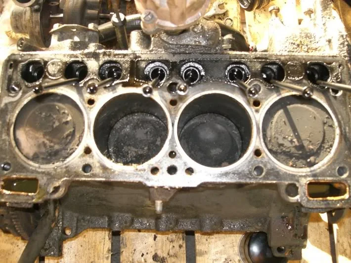 EngineRebuild006.webp
