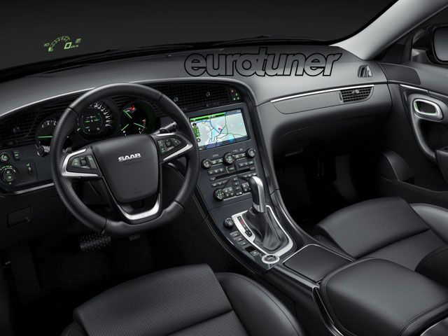 eurp_0908_04_z+saab_9_5+interior.jpg