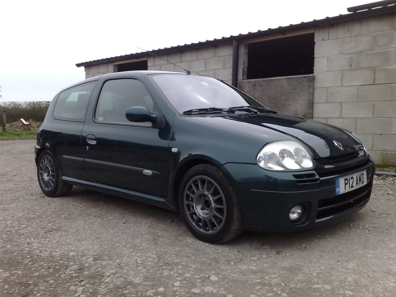 exclusive.jpg exclusive.jpg