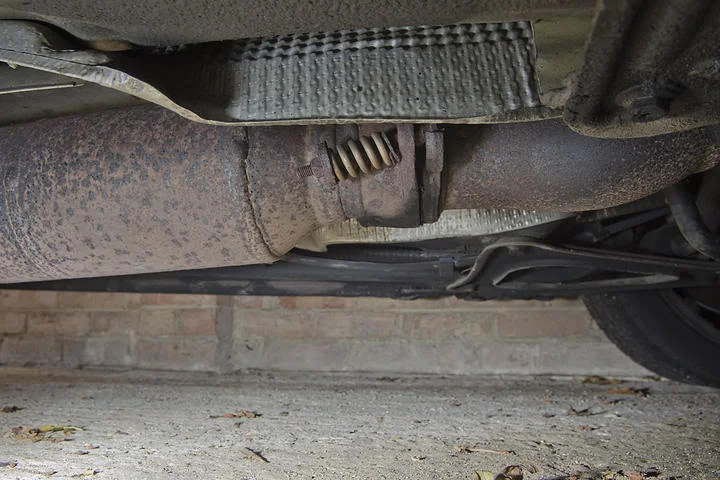 exhaust-front-2800.webp