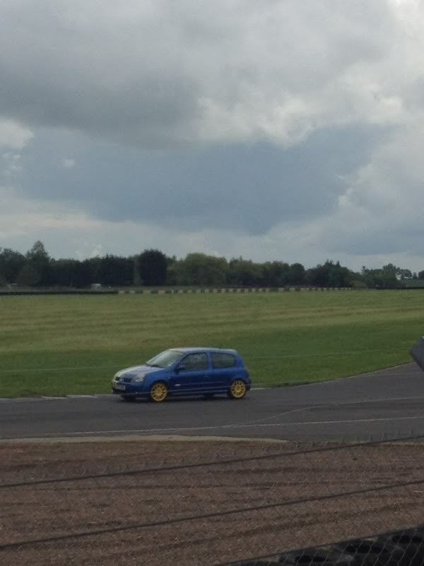 f6e57aef.jpg f6e57aef.jpg