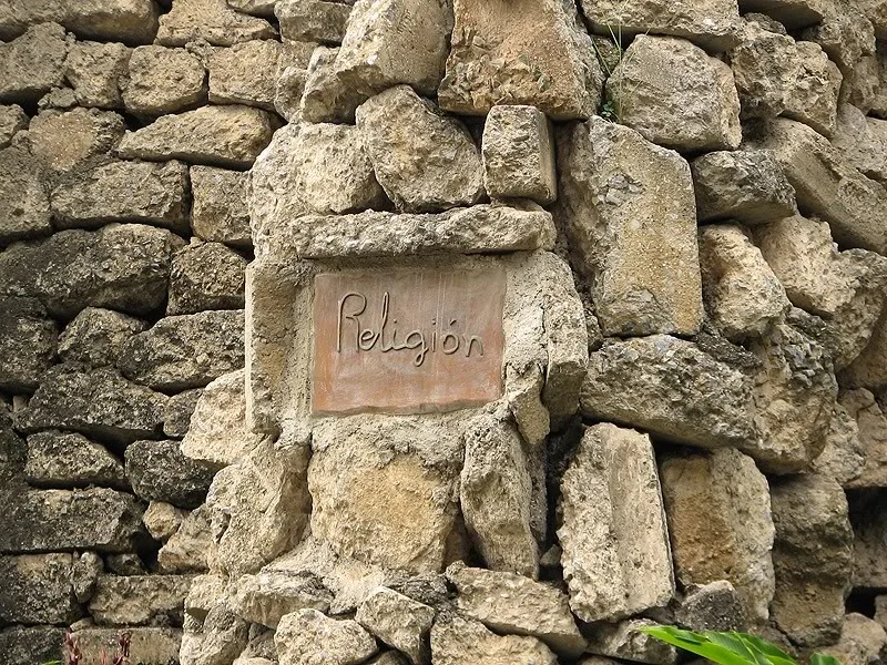 f8932540.webp
